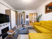 Egerben egy plusz két félszobás, felújított lakás az Érsekkert közelében