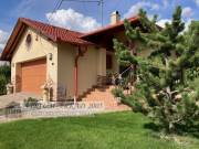 Eladó 198 m2-es családi ház Érd, 
