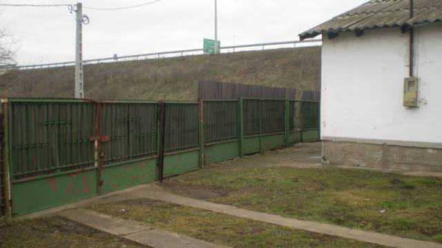 Eladó Ház és Tanya - Kép