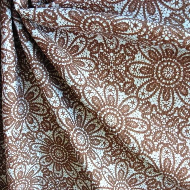 HALASI, csipkemintás lakástextil, dekorvászon, taupe, barna. 140 cm és 280 cm széles - HomeTextiles - Kép