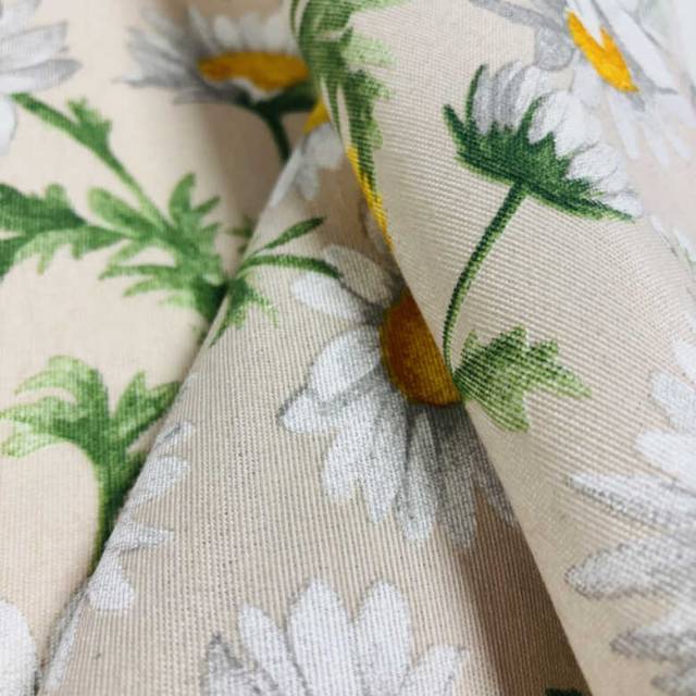 Margarétás, kamillás, virágmintás dekorvászon natúr alapon - zöld leveles - HomeTextiles - Kép