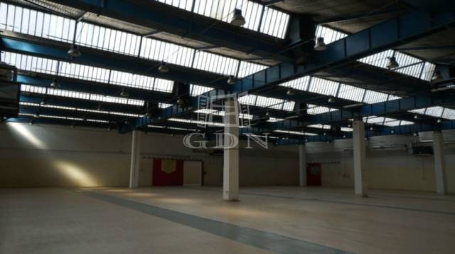 Kiadó - Raktár - Ipari parkban 115 m² raktár kiadó - Kép