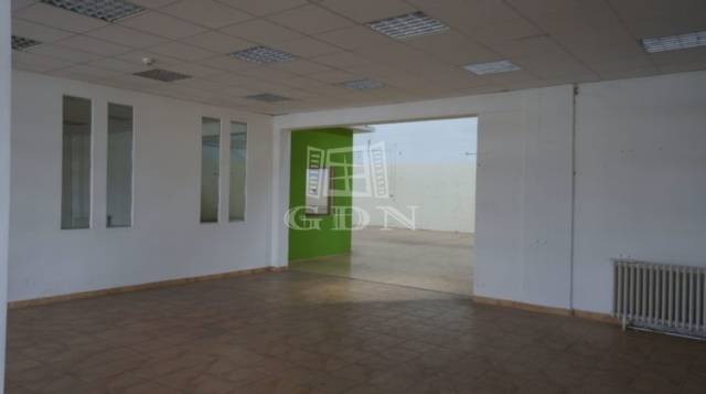 Kiadó - Raktár - Ipari parkban 804 m² raktár kiadó - Kép