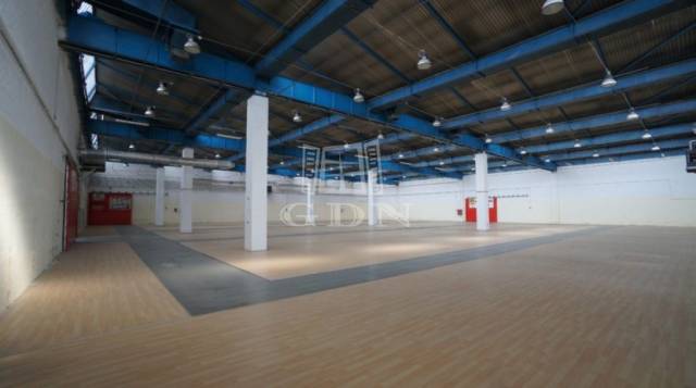 Kiadó - Raktár - Ipari parkban 1124 m² raktár kiadó - Kép