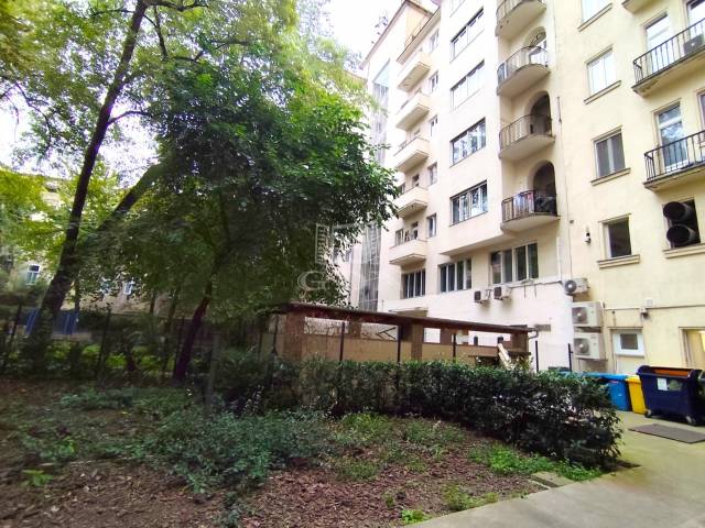 Eladó - Lakás (téglaépítésű) - Astoria - Kép