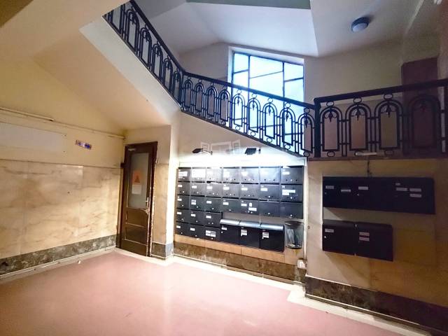 Eladó - Lakás (téglaépítésű) - Astoria - Kép