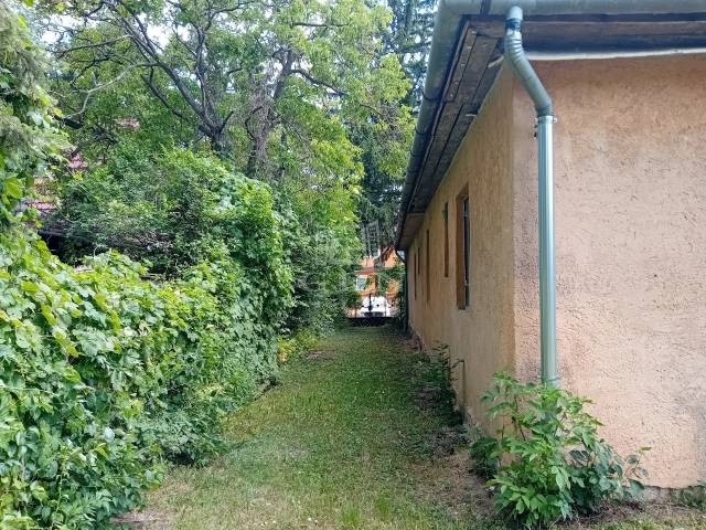 Eladó - Családi ház - Központhoz közel - Kép