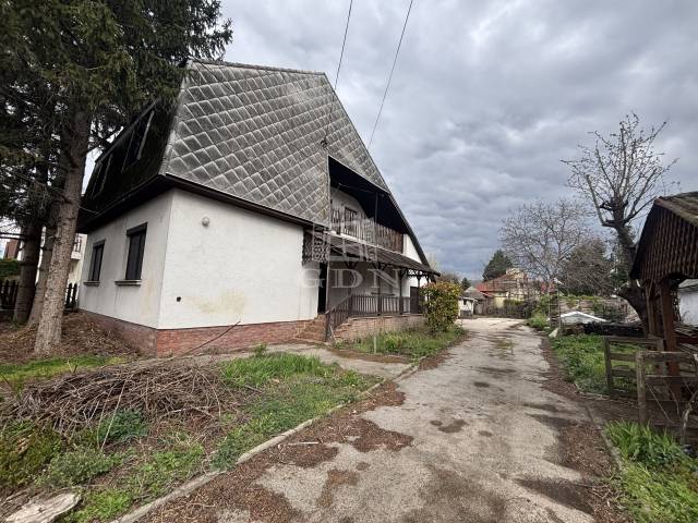 Eladó - Családi ház - Cserháti  Sándor utca - Kép