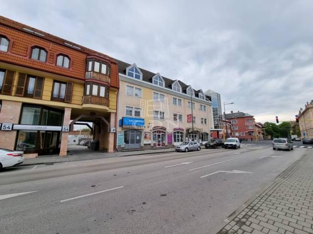 Kiadó - Iroda - Várkörút - Kép