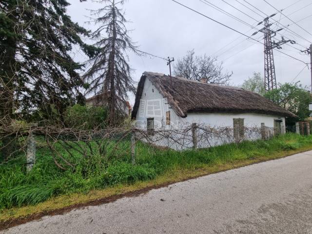 Eladó - Telek - Krivanyi - Kép