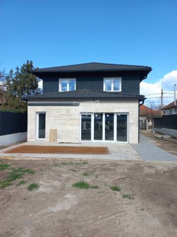 Eladó - Családi ház - Petőfiliget - Kép