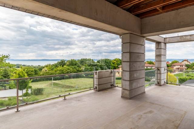 Eladó - Családi ház - Balatonföldvár - Kép