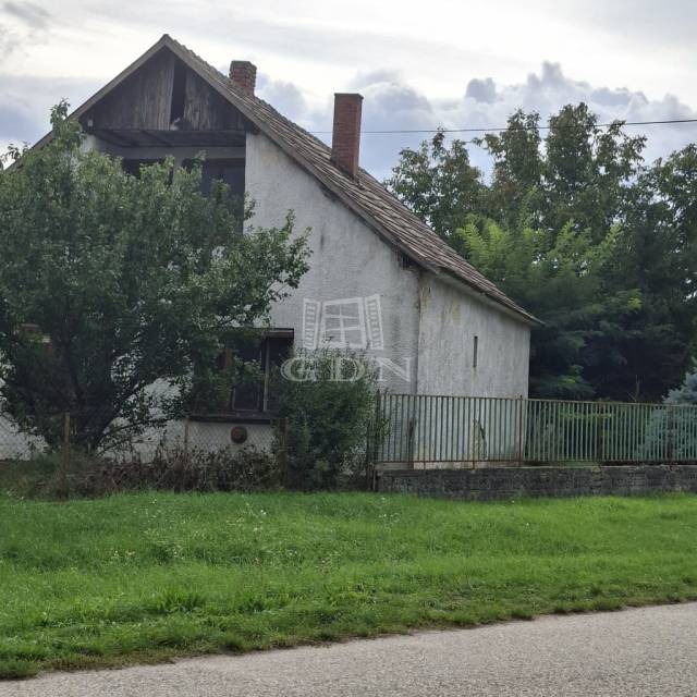 Eladó - Családi ház - Petőfi Sándor utca - Kép