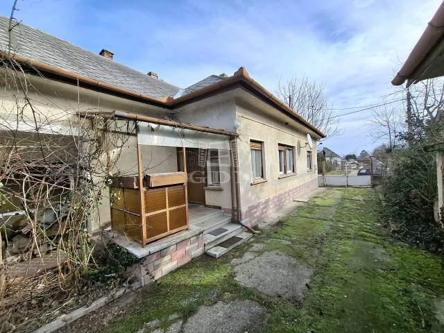 Eladó - Családi ház - Pest megye - Kép