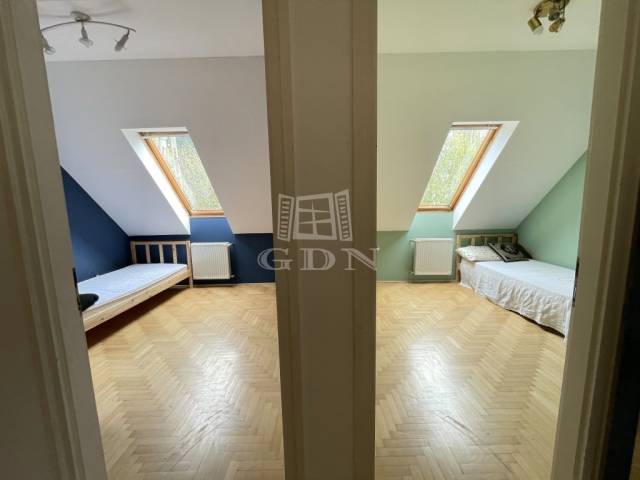 Kiadó - Sorház - Madách utca - Kép