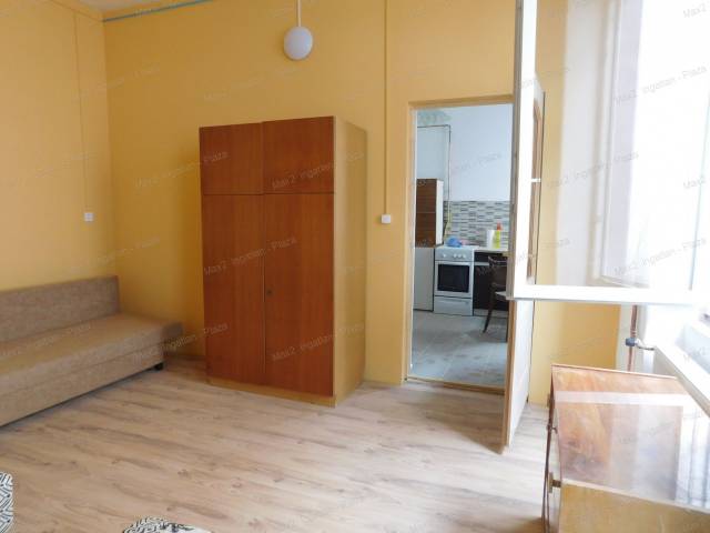 Eladó belvárosi kertkapcsolatos 1 szobás, 35 nm-es lakás - Szombathely, Belváros, Sugár   - Kép