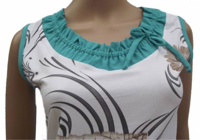 Türkiz, fehér, barna mintás csónaknyakú felső - (4XL) - Mandala - Kép
