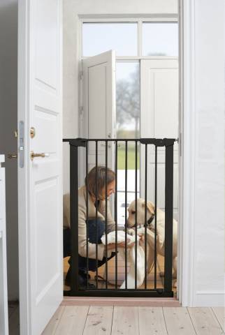 Babydan Premier PetGate Magas ajtórács, kutyarács fehér/fekete (73 - 80 cm, bővíthető) - Kép