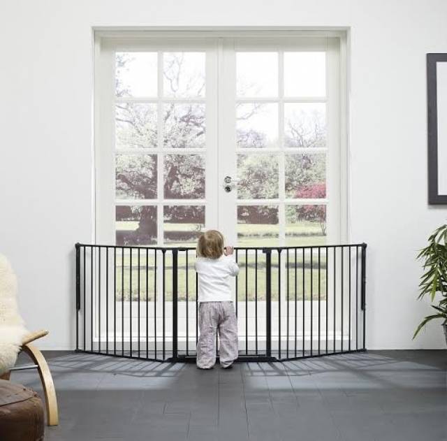 Babydan Térelválasztó, lépcsőrács - L-es méret, fekete (max. 223 cm) - Kép