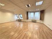 Kiadó 84 m2 iroda irodaházban, Győr, Nádorváros 