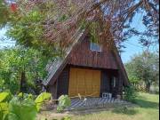 Zártkerti nyaraló Balatonöszödön