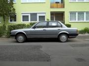 Eladó 1987 -es évjáratu 318i BMW. 