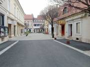 Keszthelyen üzlethelyiség eladó