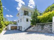 Örökpanorámás, frissen elkészült luxusvilla Budaliget legcsendesebb részén