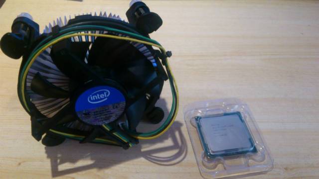 Intel(R) Core(TM) i3-3220 CPU - 3.30GHz-3,30GHz - Budapest XVIII ...