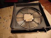 Hűtő egység ventilátor motortartó burkolatot keresek