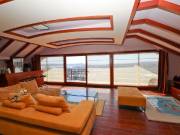 Eladó 478 m2-es családi ház Balatonfüred