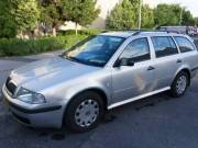 Skoda Octavia 1.9 TDI kombi 2004 évjáratú 695000 eladó -taxi volt.