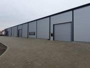 Kiadó 1800 m2 ipari, keresk. épület, Debrecen