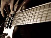 Basszusgitár oktatás