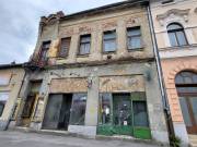 Belvárosi 440 m2 üzlethelyiségek és lakások alkalmi áron!