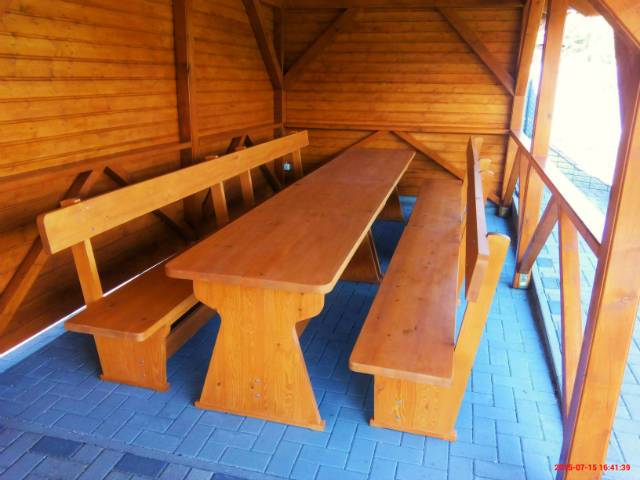 Fa kerti garnitÃra, dupla ÃtkezÅ szett, 2 asztal 4 pad ...