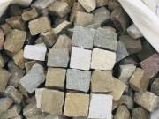 Kockakő, térkő, térburkolat, macskakő 10x10cm x 5cm (friss törés)
