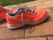 Eladó egy női 40-es nike cipő