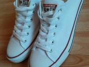Converse női tornacipő