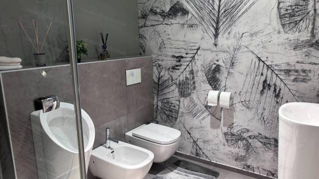 Szolnok kertvárosában luxus kategóriás családi ház eladó - Kép