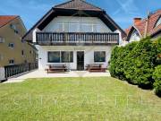 Eladó 370 m2-es Családi ház Balatonlelle