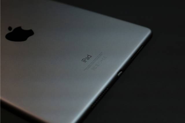 Ipad, mobiltelefon
