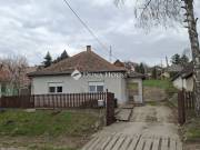 Eladó ház, Tamási