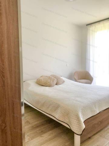 PANORÁMÁS  Prémium kategóriás LUXUS IKER CSALÁDI HÁZ - Kép