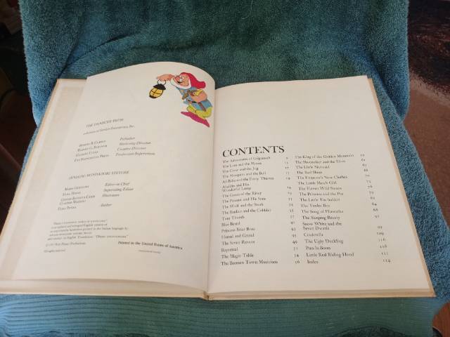 Disney’s Wonderful World of knowledge Book No. 14 Vintage 1971  - Kép