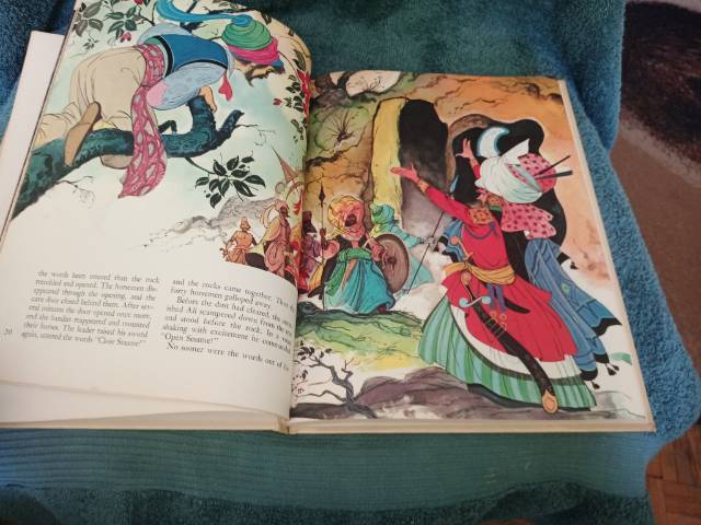 Disney’s Wonderful World of knowledge Book No. 14 Vintage 1971  - Kép