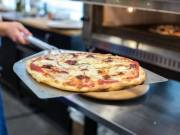 270/6. Pizza szakács sörkerti munka Nürnberg