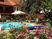 Balatoni hotelbe szilveszterre munkatársakat keresünk! 