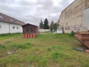SOROKSÁR - GRASSALKOVICH ÚTON ÜRES TELEK KIADÓ!