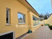 Eladó 200 m2-es családi ház Debrecen, Központ